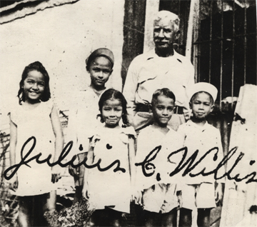 Julius and his young children in 1945.
